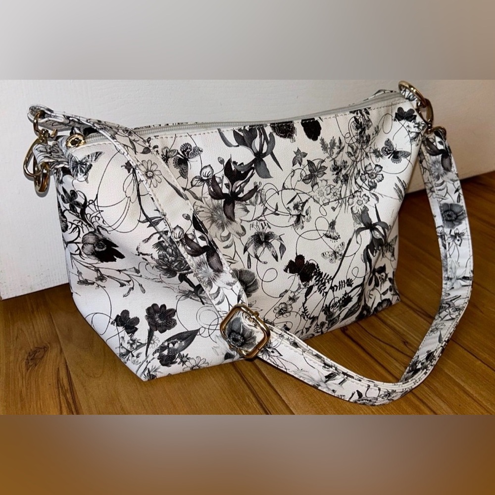 Imashion black & white Floral Print Women's adjustable crossbody Bag